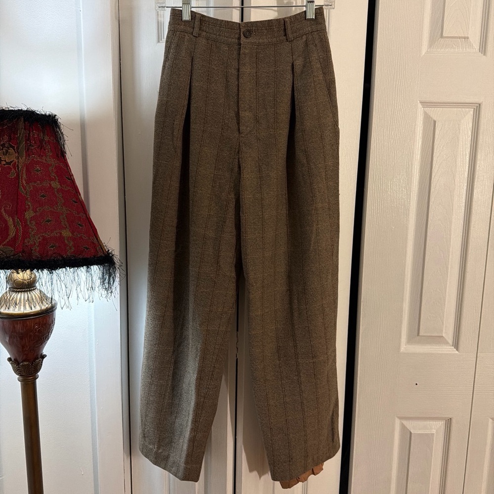 Classic Brown Wool Pleated Women’s Trousers